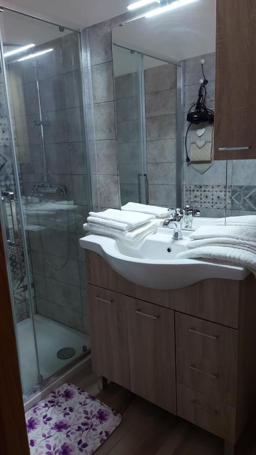 Oniro Specchia Bed and Breakfast Εξωτερικό φωτογραφία