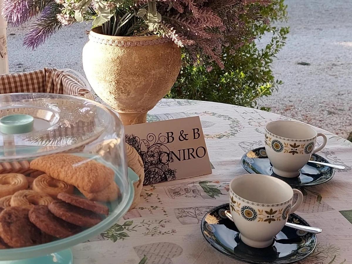 Oniro Specchia Bed and Breakfast Εξωτερικό φωτογραφία